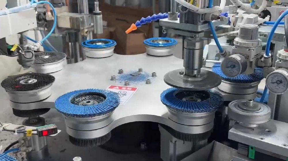 高速百葉片成型機(jī)